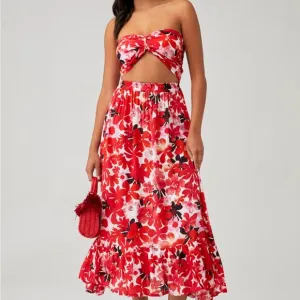 🌸 Tiare Hawaii Floral Capri Maxi Skirt - M/L