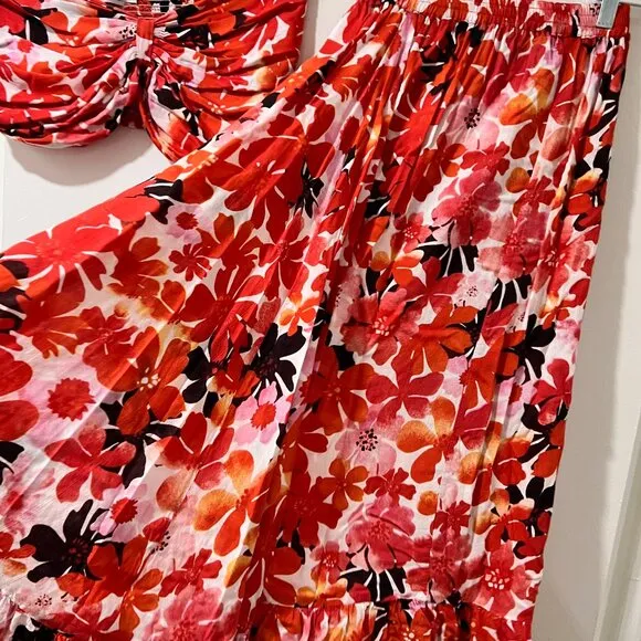 🌸 Tiare Hawaii Floral Capri Maxi Skirt - M/L