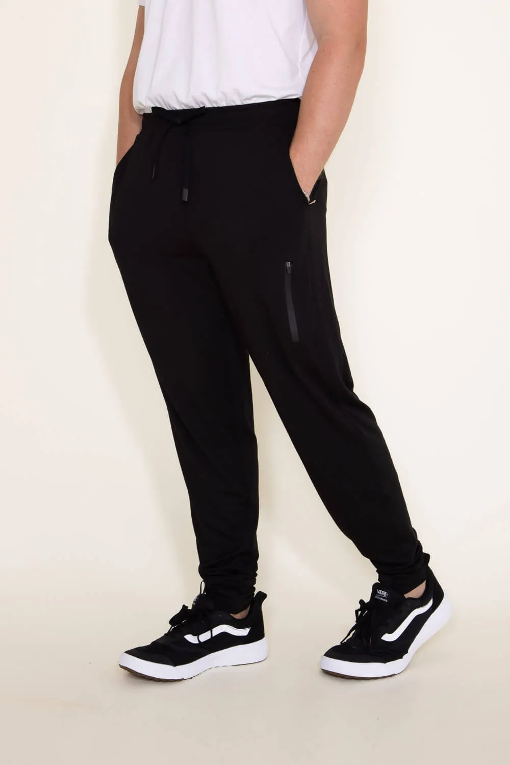 1897 Active Every Day Performance Joggers for Men in Black | MP850-BLACK