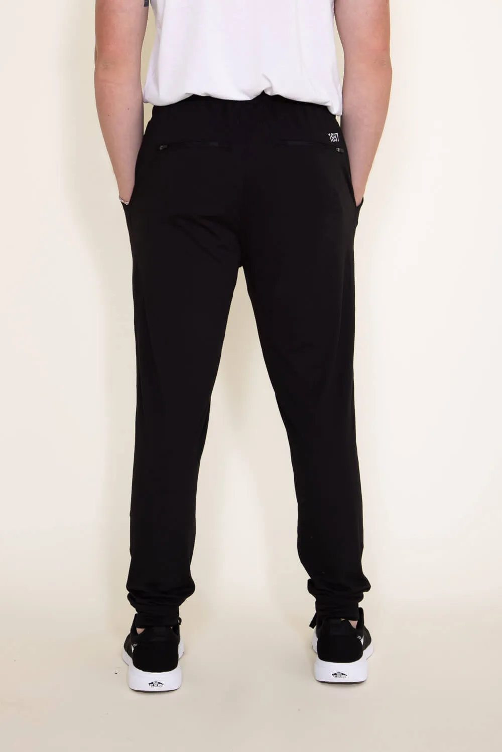 1897 Active Every Day Performance Joggers for Men in Black | MP850-BLACK