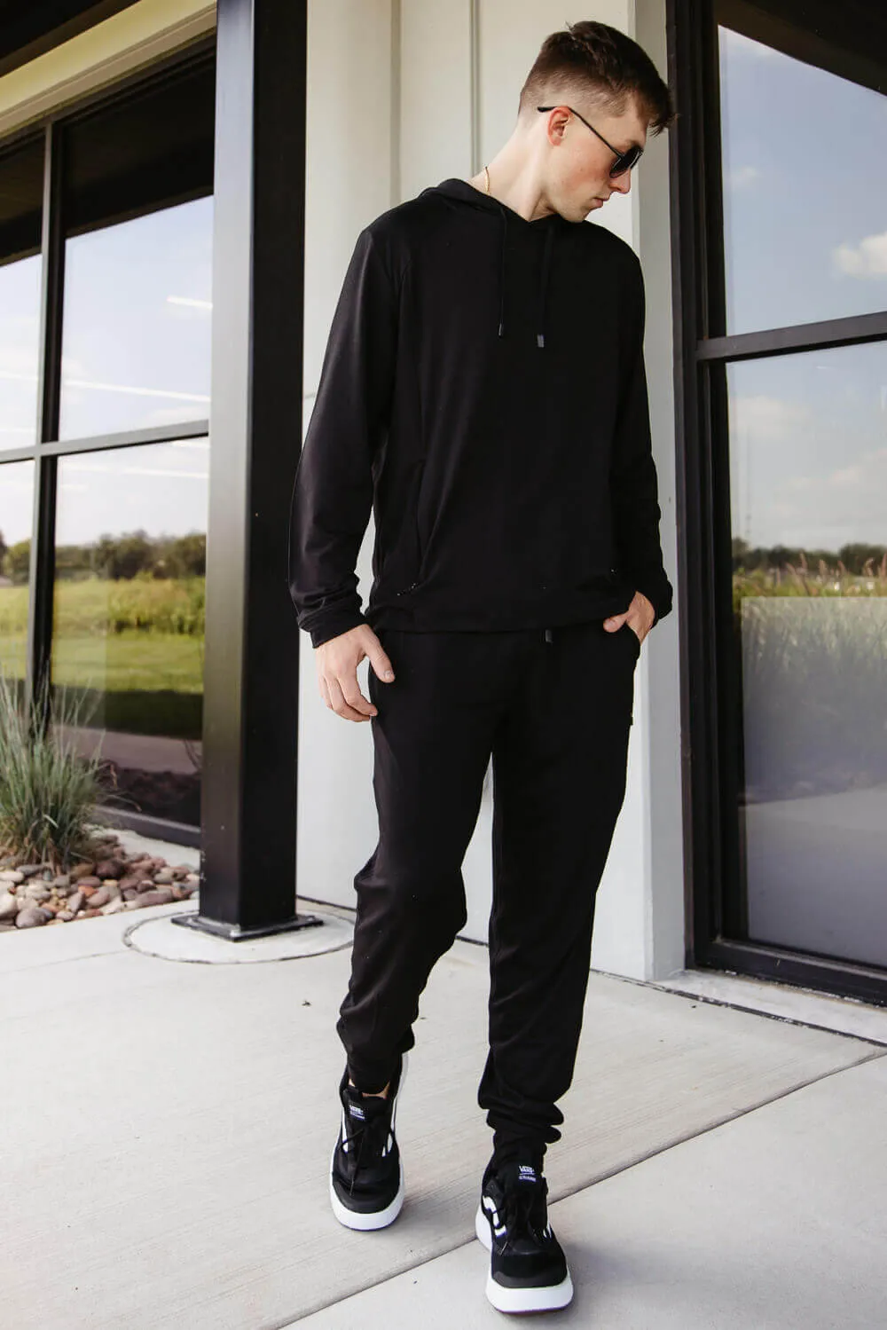 1897 Active Every Day Performance Joggers for Men in Black | MP850-BLACK