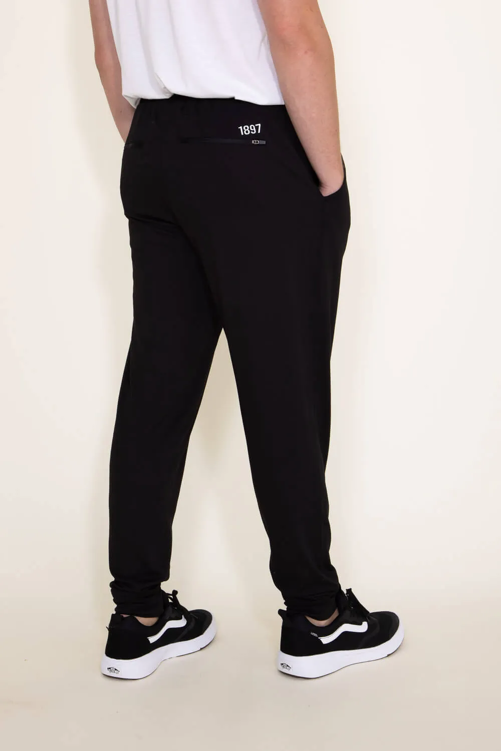 1897 Active Every Day Performance Joggers for Men in Black | MP850-BLACK