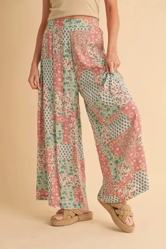 Aemi Co Printed Wide Leg Pants
