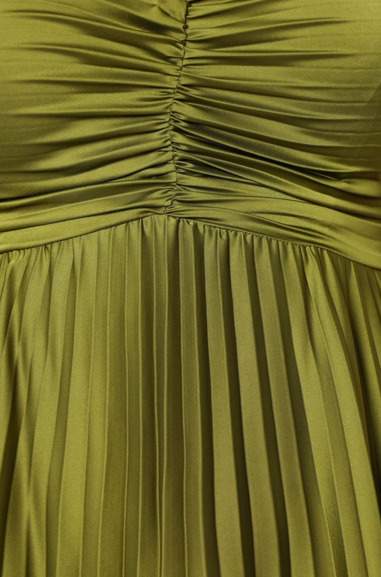 Aiah - Elegant Pleated Maxi Dress for Woman