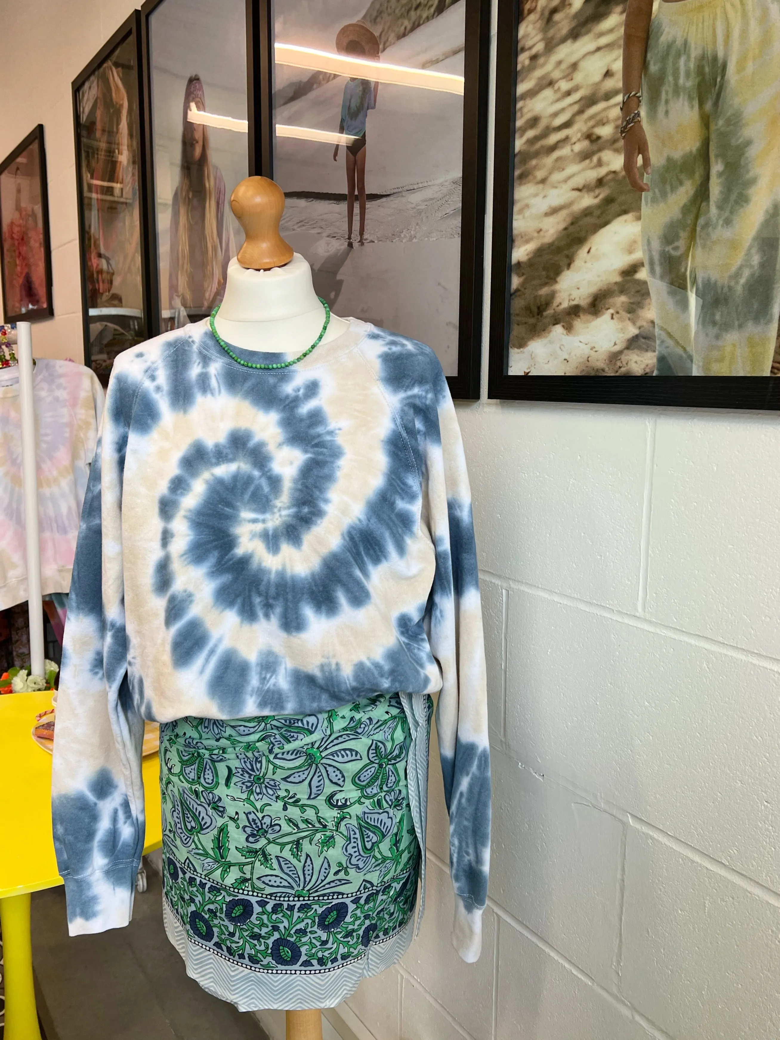Amal Tie Dye Sweat-Shirt