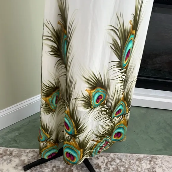ANGEL-FASHIONS Cream One Shoulder Floral Jewel Chiffon Peacock Prom Dress NWOT