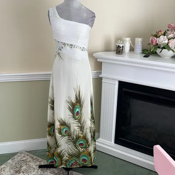 ANGEL-FASHIONS Cream One Shoulder Floral Jewel Chiffon Peacock Prom Dress NWOT