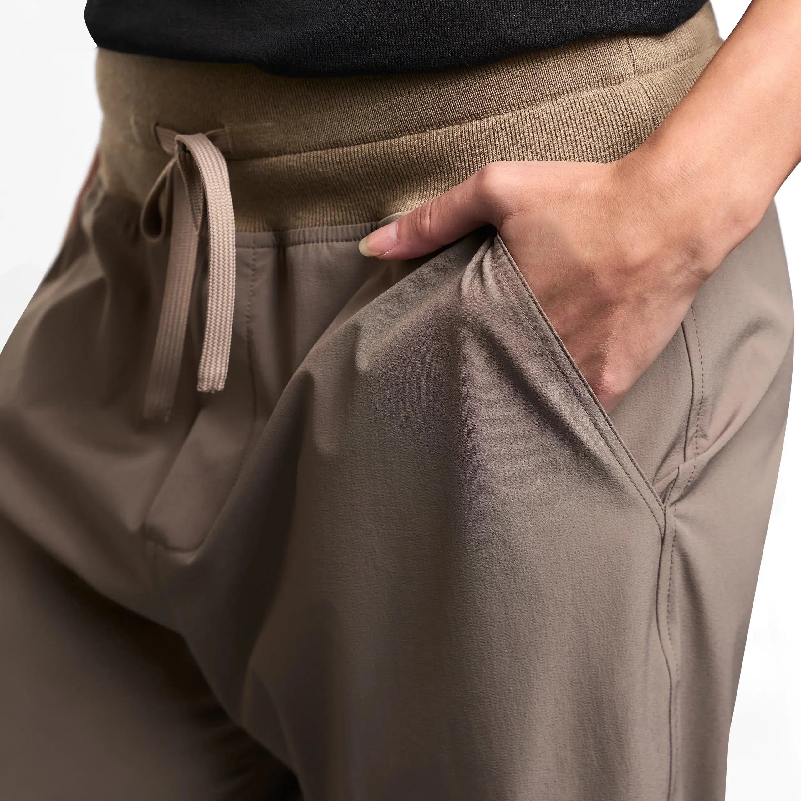 Bi-Stretch Jogger - SEASONAL OLIVE