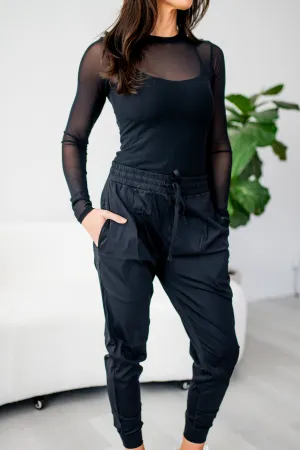 Black Solid Pleated Front Joggers