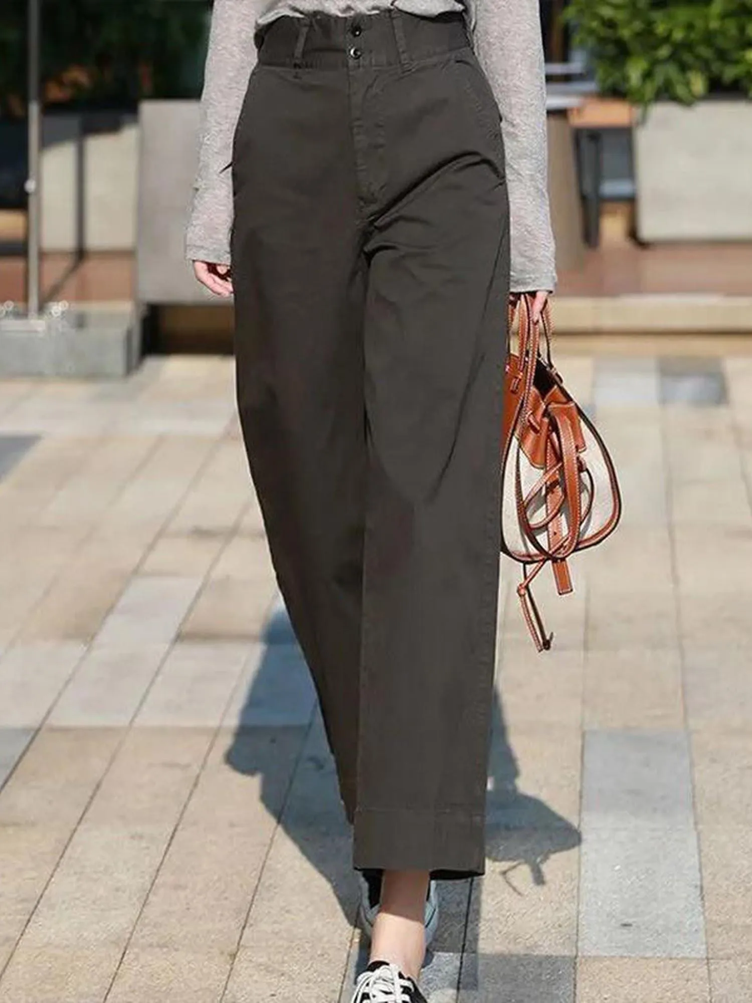 Black Tapered Fit High-Rise