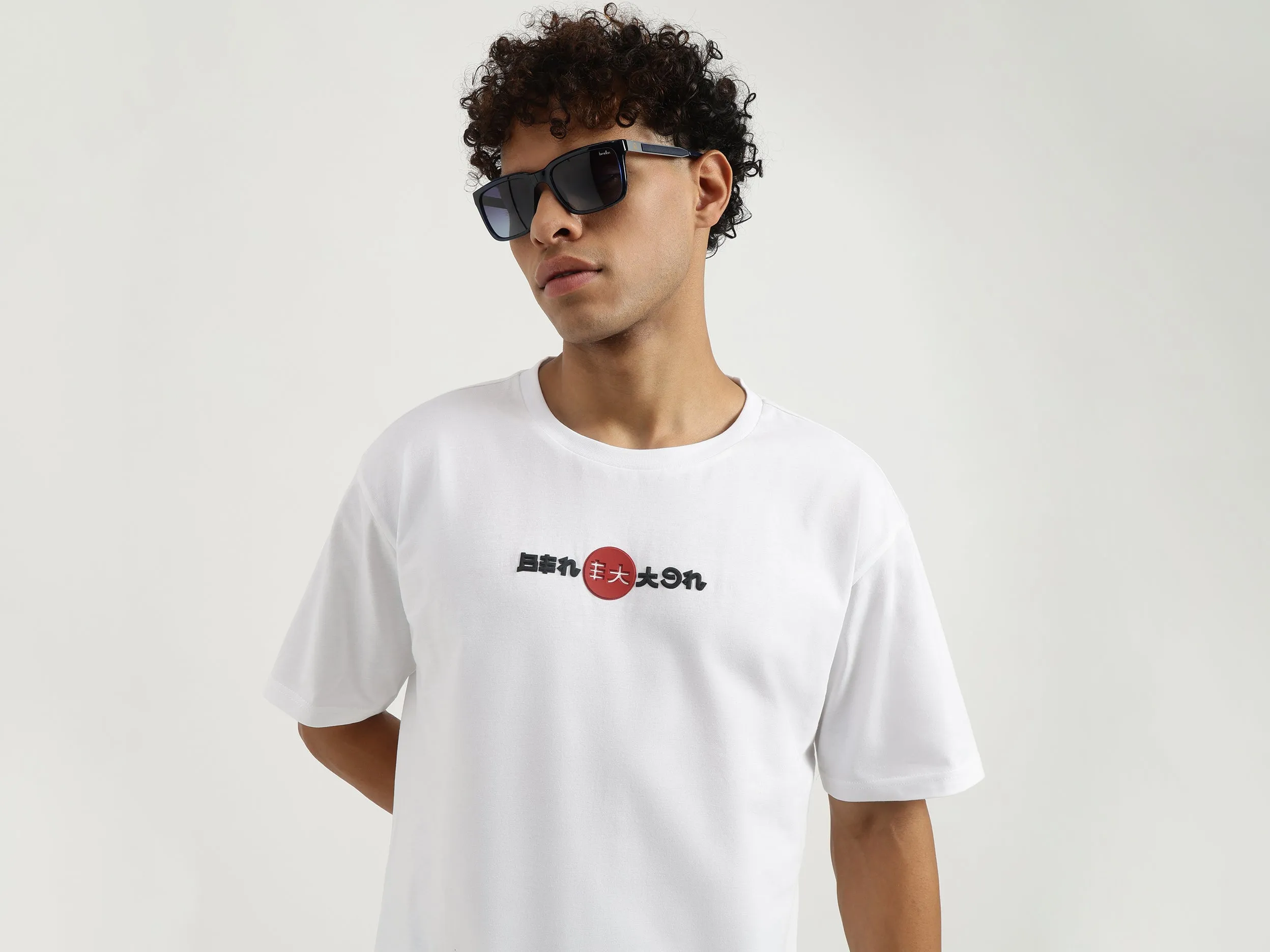 Boxy Round Neck Graphic Print T-Shirt
