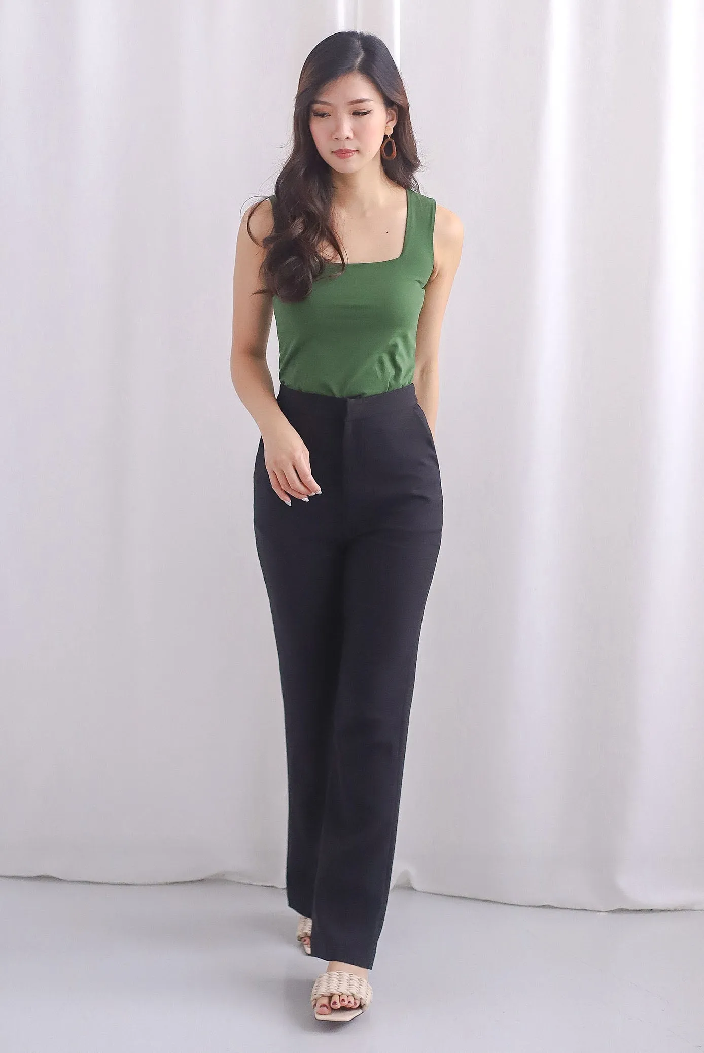 Carlo High Waist Boot Leg Pants In Black