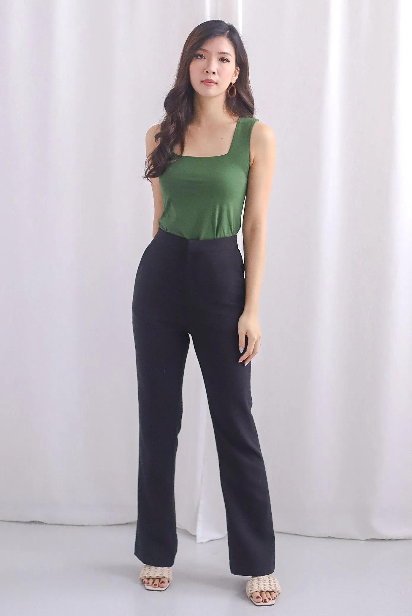 Carlo High Waist Boot Leg Pants In Black