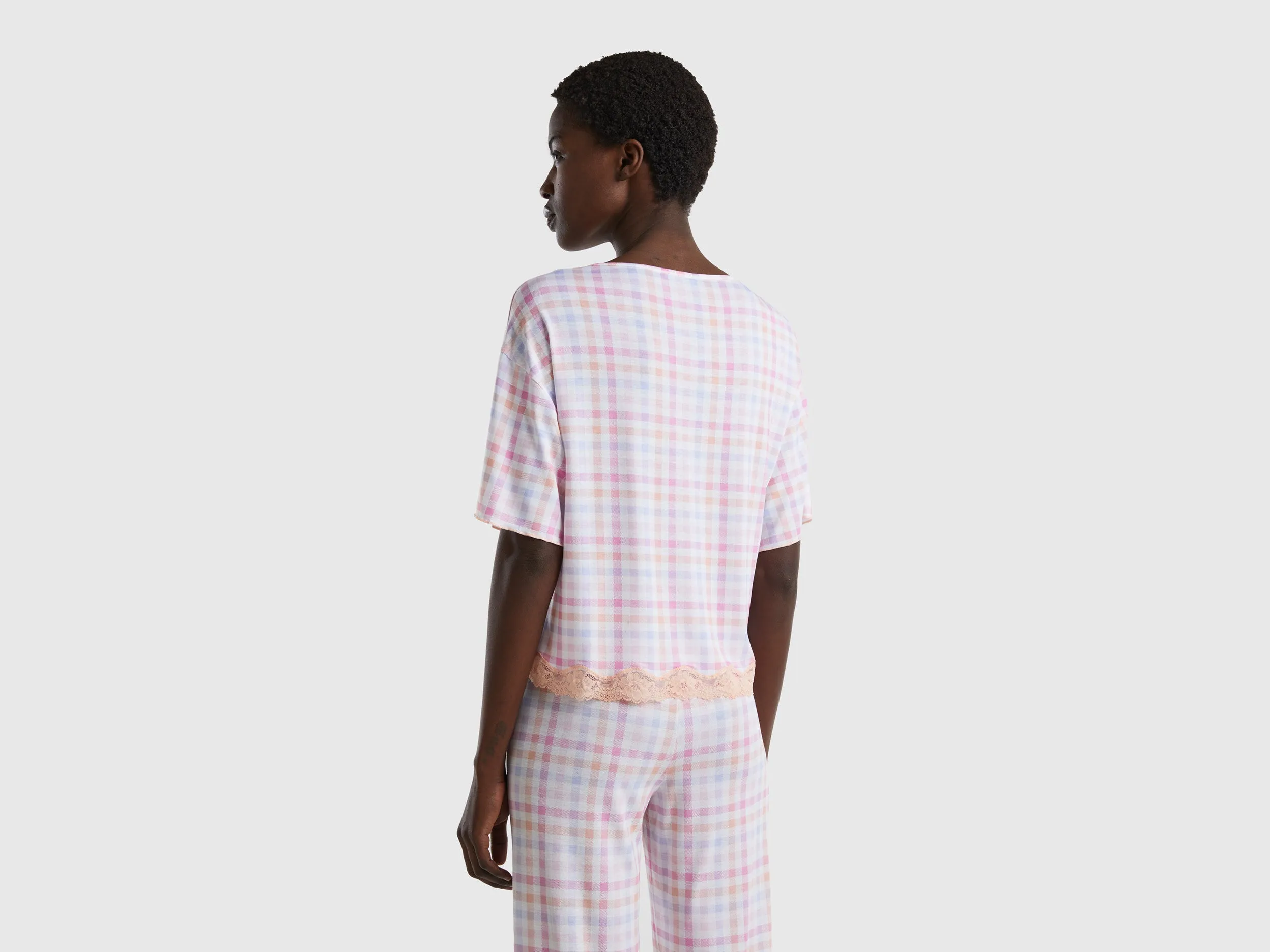 CHECK FLOWY T-SHIRT