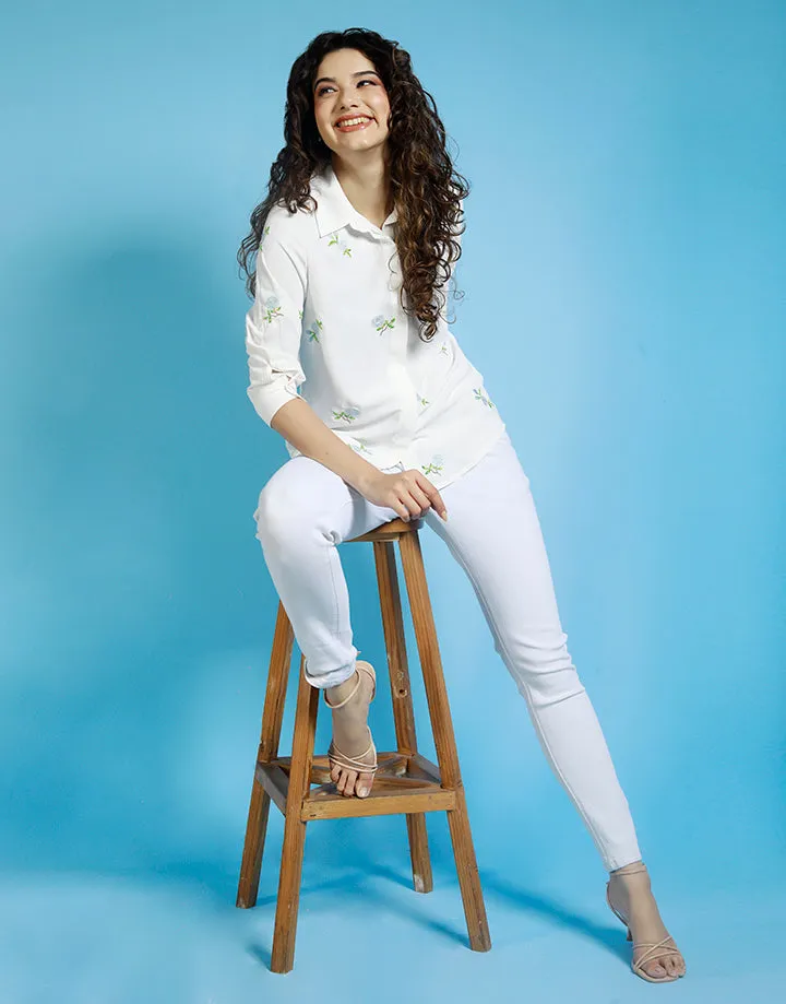 Collar Embroidered Blouse