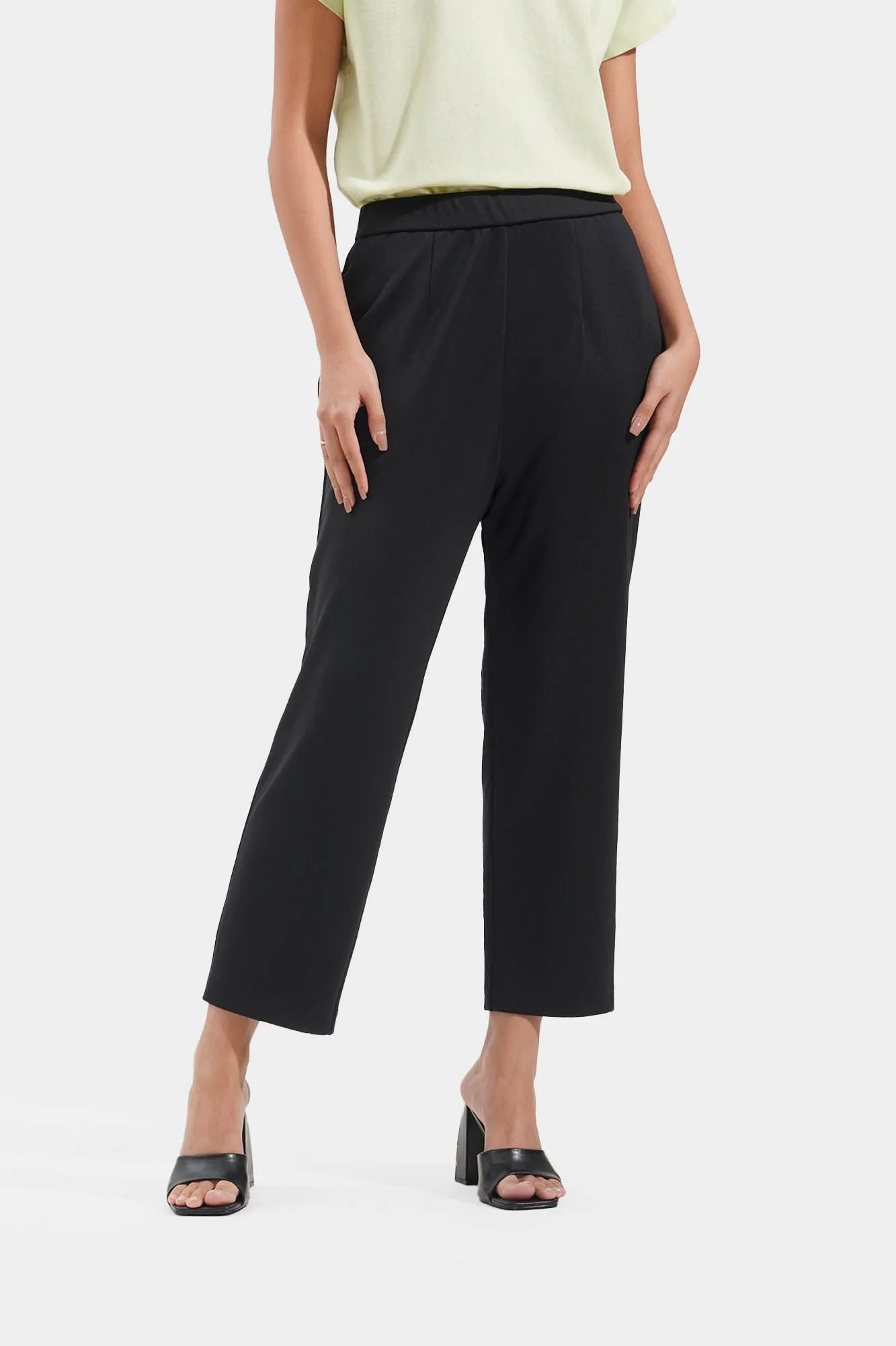 Cozy: Knit Tapered Trousers