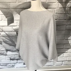 Essential Sweater in Heather Grey