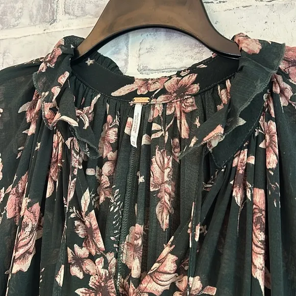 Free People Feeling Groovy Maxi Dress Size XS Dark Green Floral Oversized Flowy