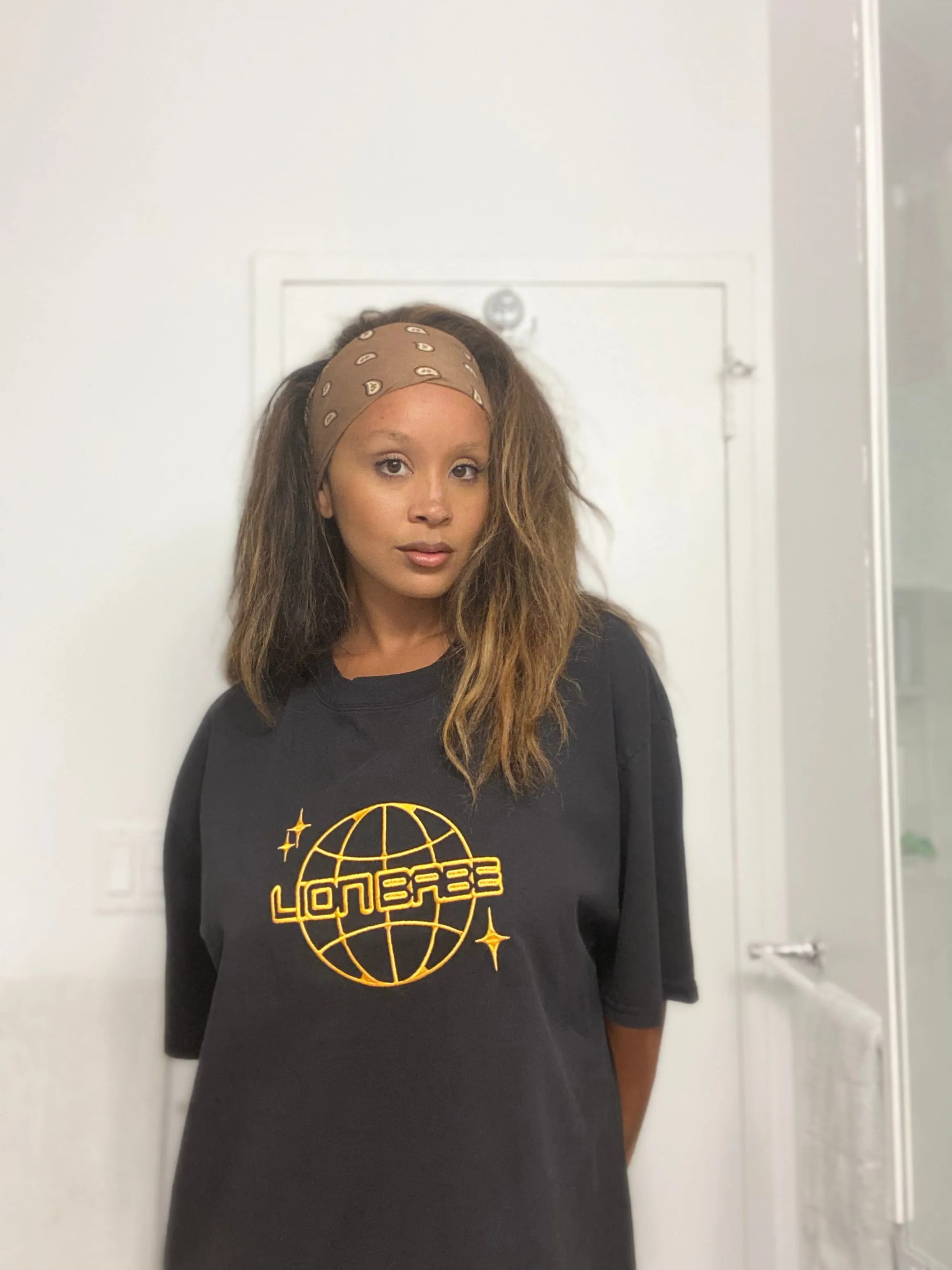 House of LION BABE - Oversized Charcoal Tee Embroidered Logo