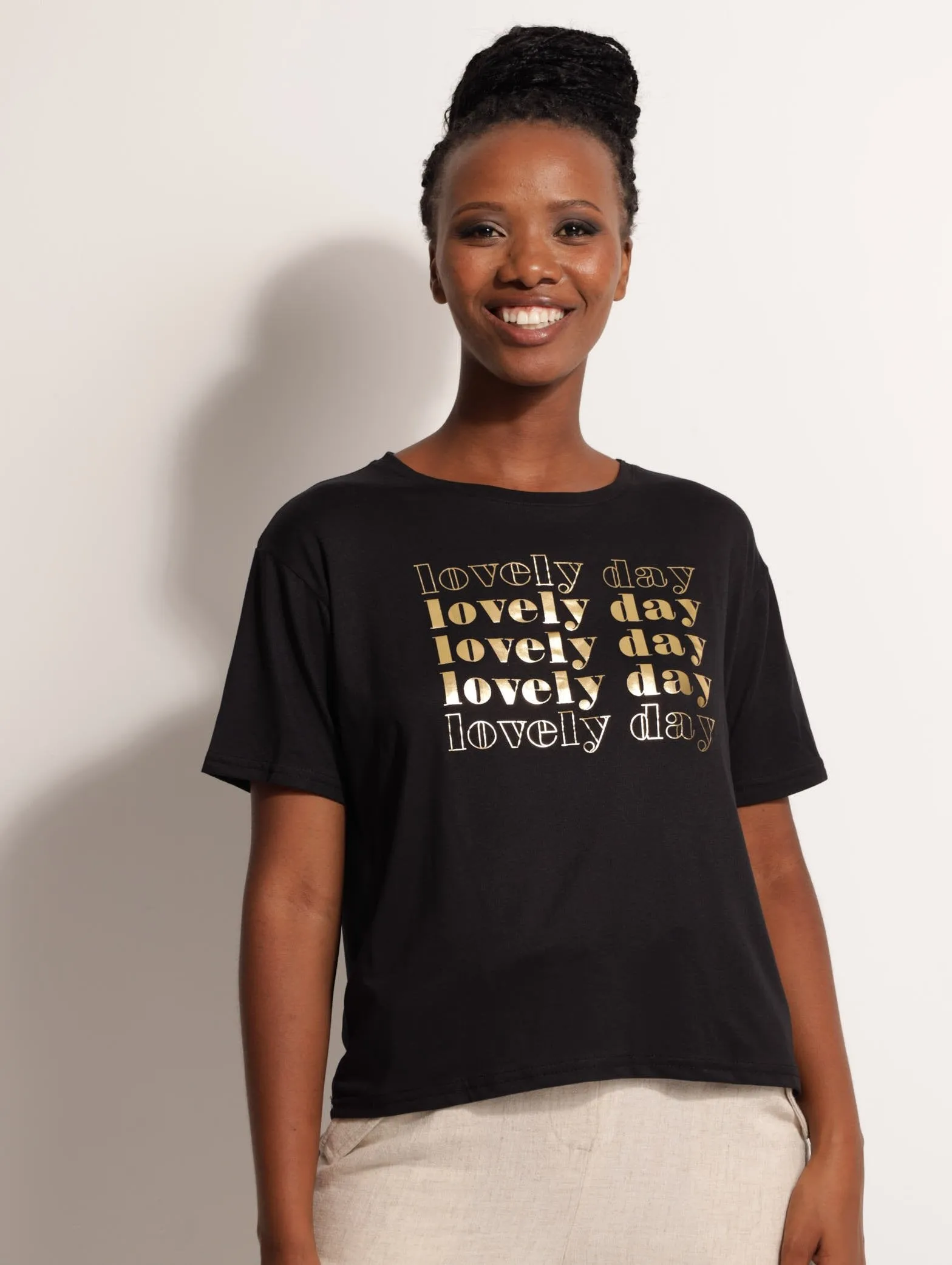 Ladies Boxy Lovely Day Tee - Black