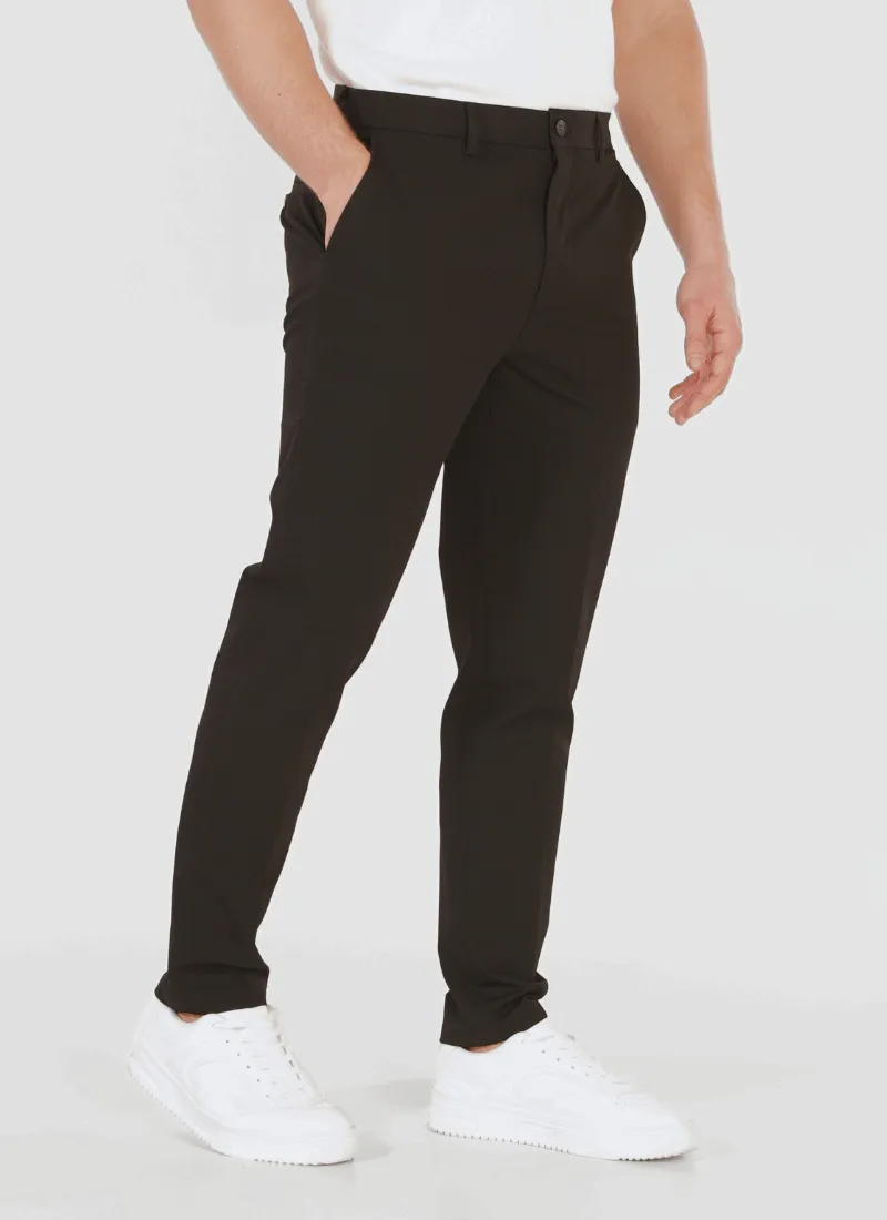 Lightweight tapered trousers