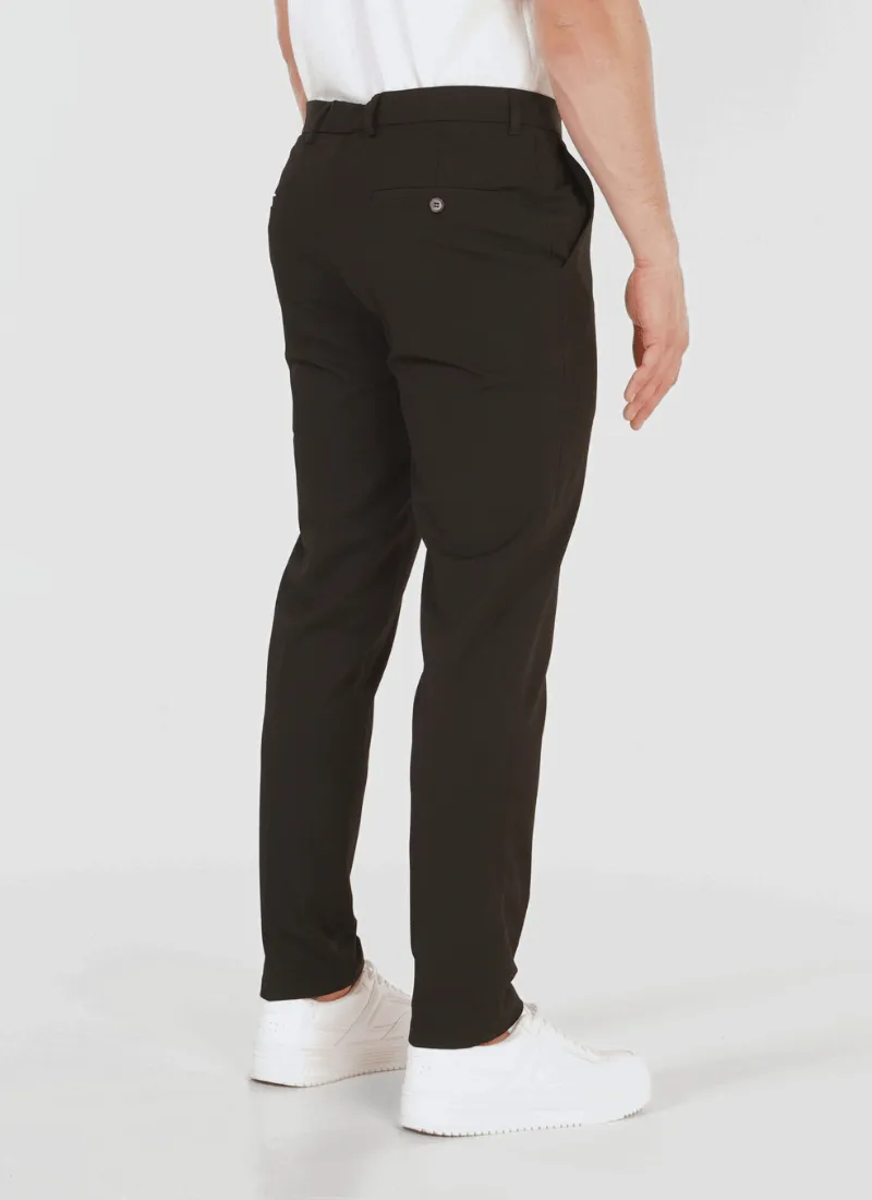 Lightweight tapered trousers