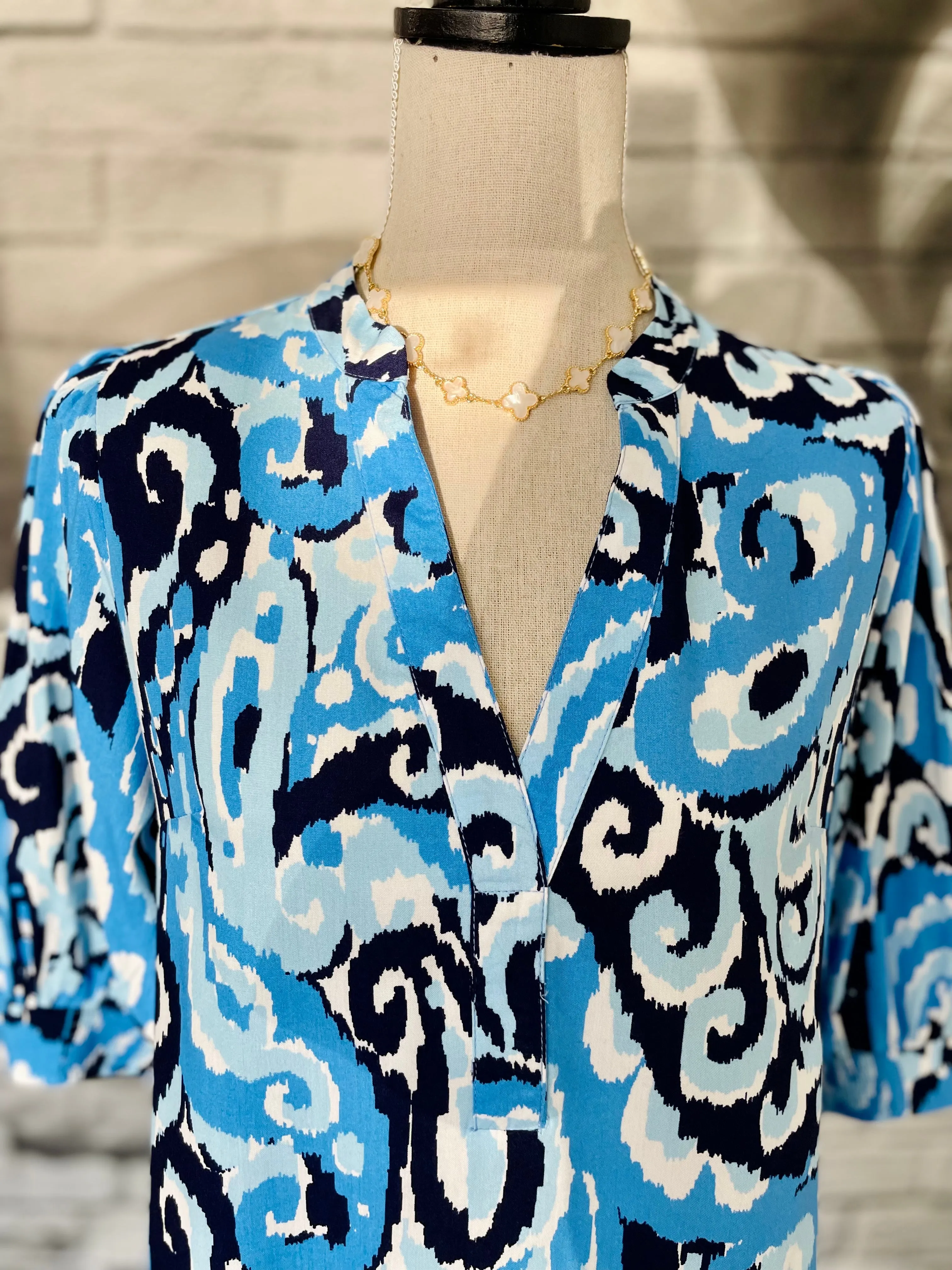 Lizzy Blouse in Ice Blue Mali