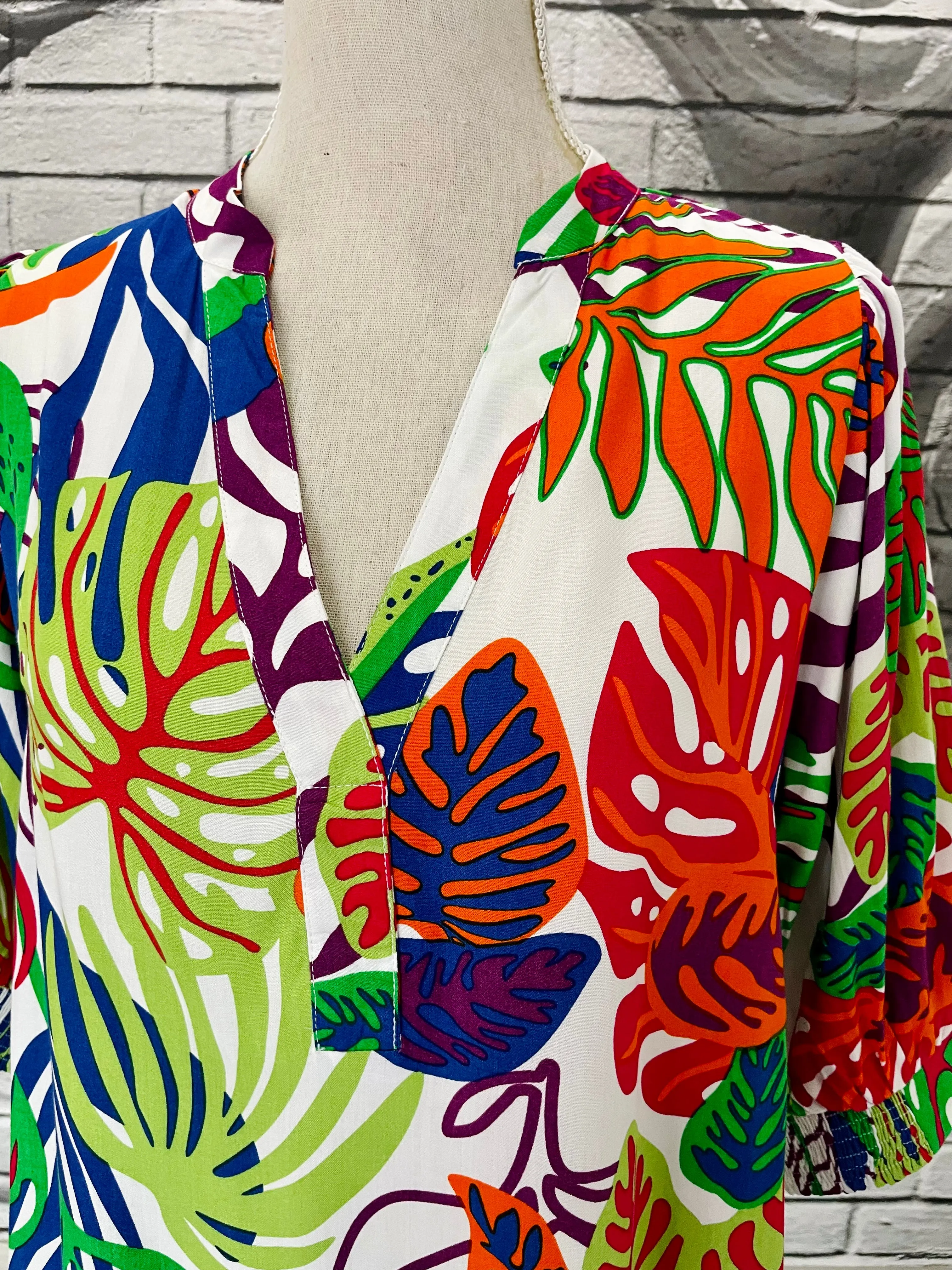 Lizzy Blouse in White Night Tropical