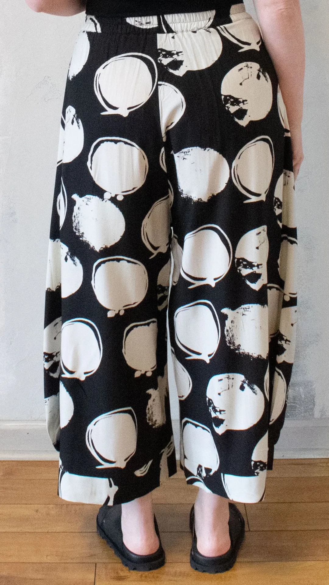 Lolita Pants in Cream