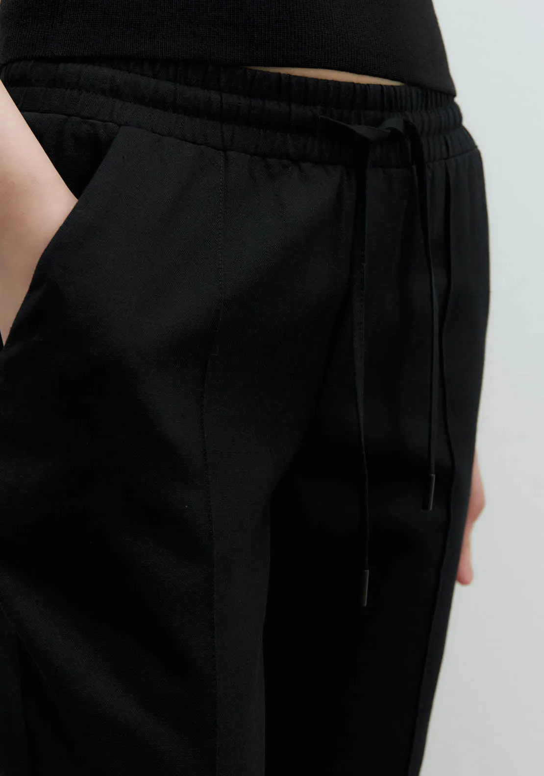 Loose-Fit Linen Trousers - Black