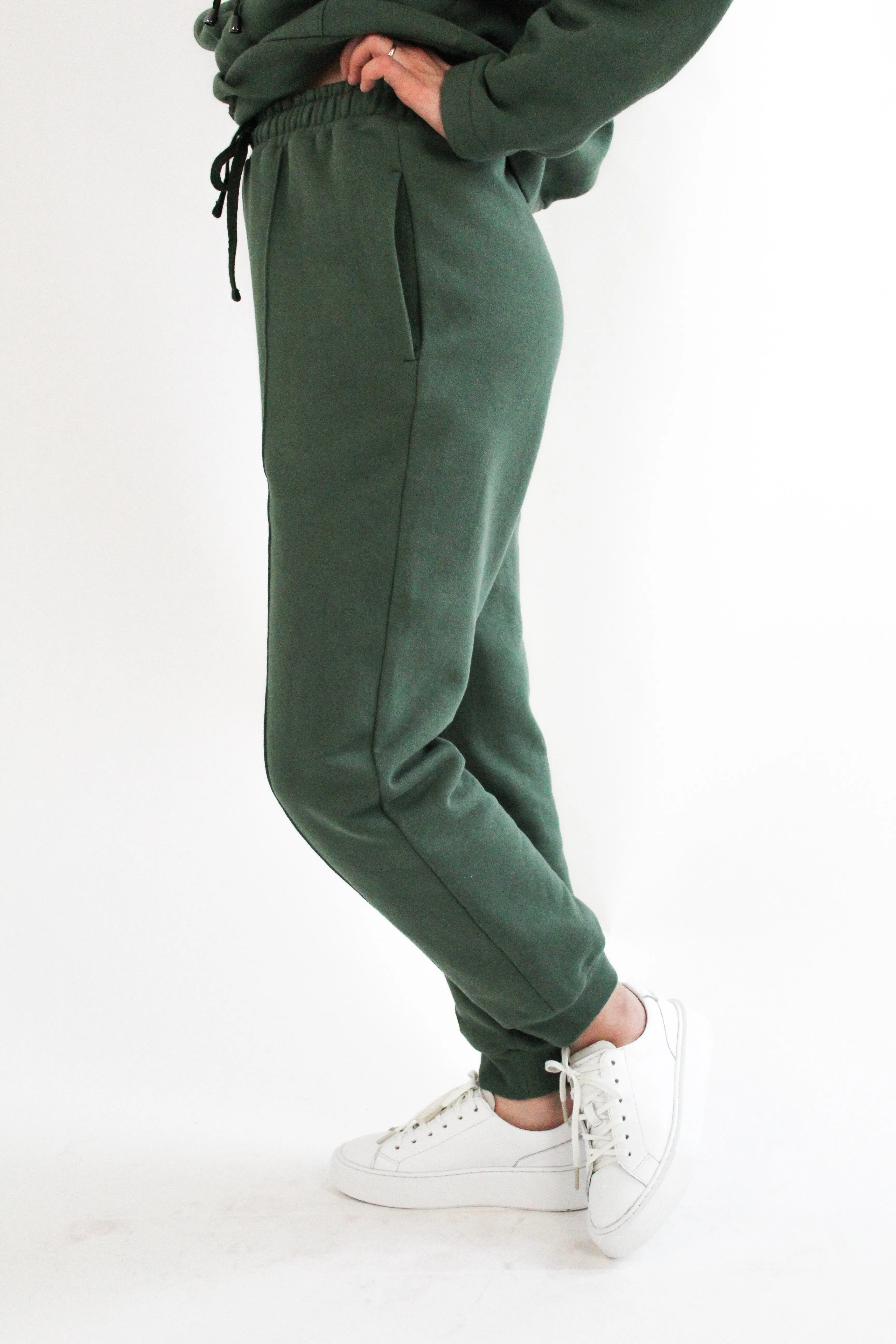 LUNA JOGGERS – PDF SEWING PATTERN