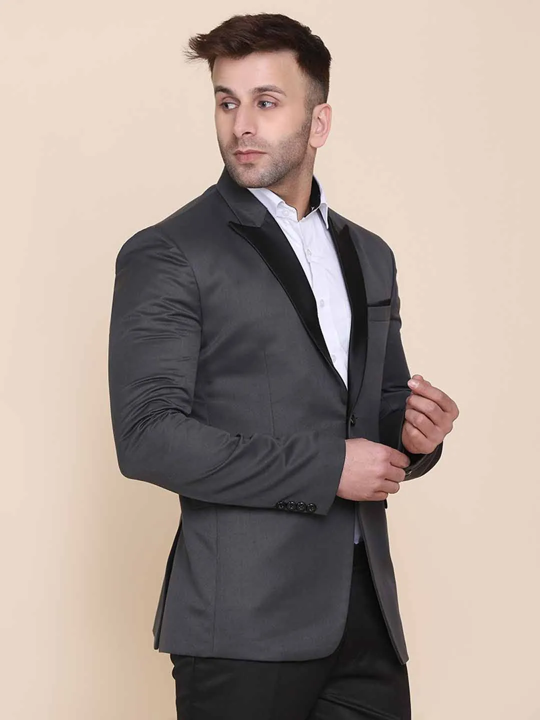 Men Grey Tuxedo With Hanky