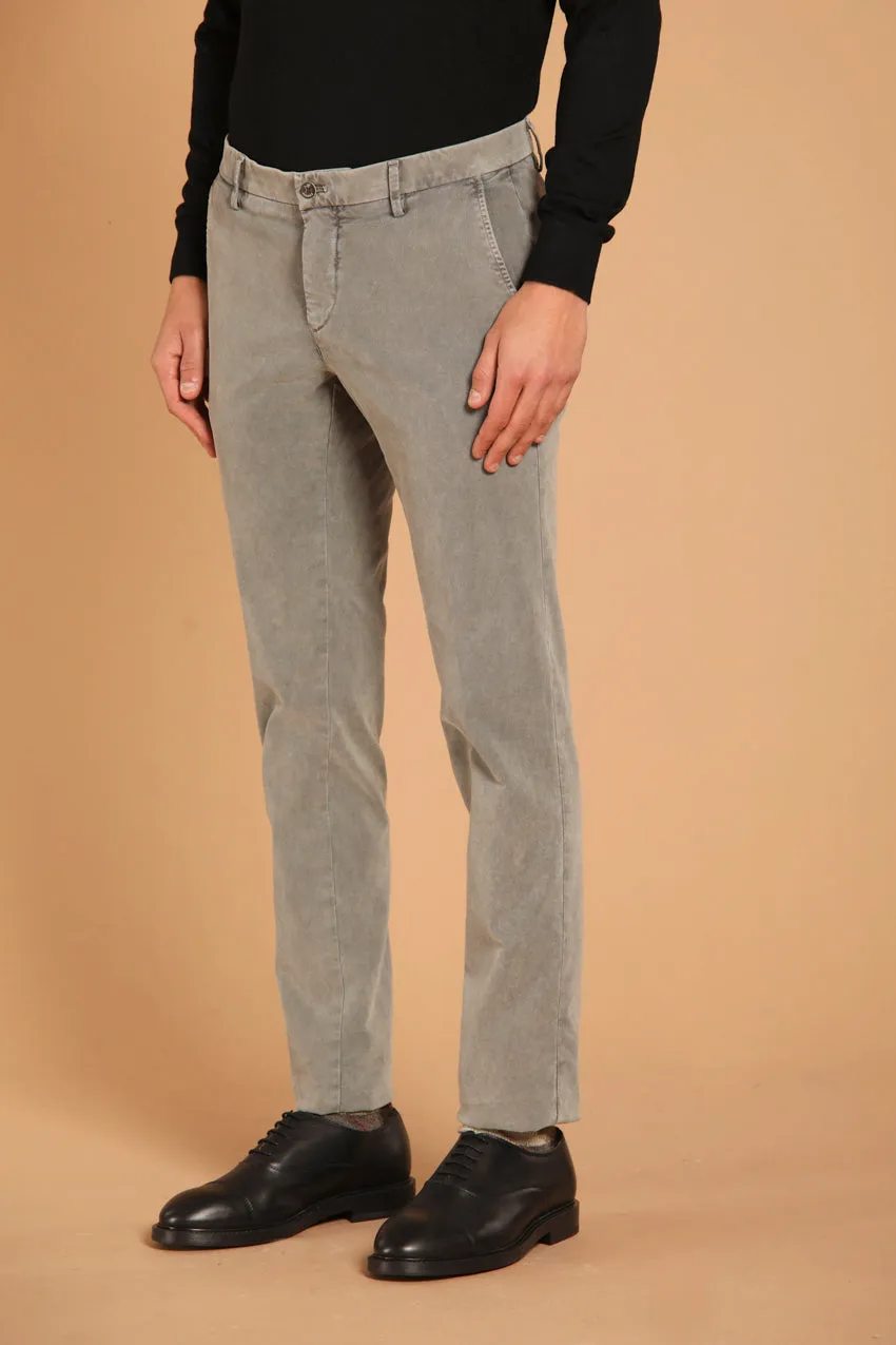 Milano Essential men's chino pants in stretch gabardine with special washing Extra Slim fit