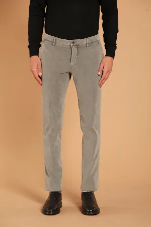Milano Essential men's chino pants in stretch gabardine with special washing Extra Slim fit