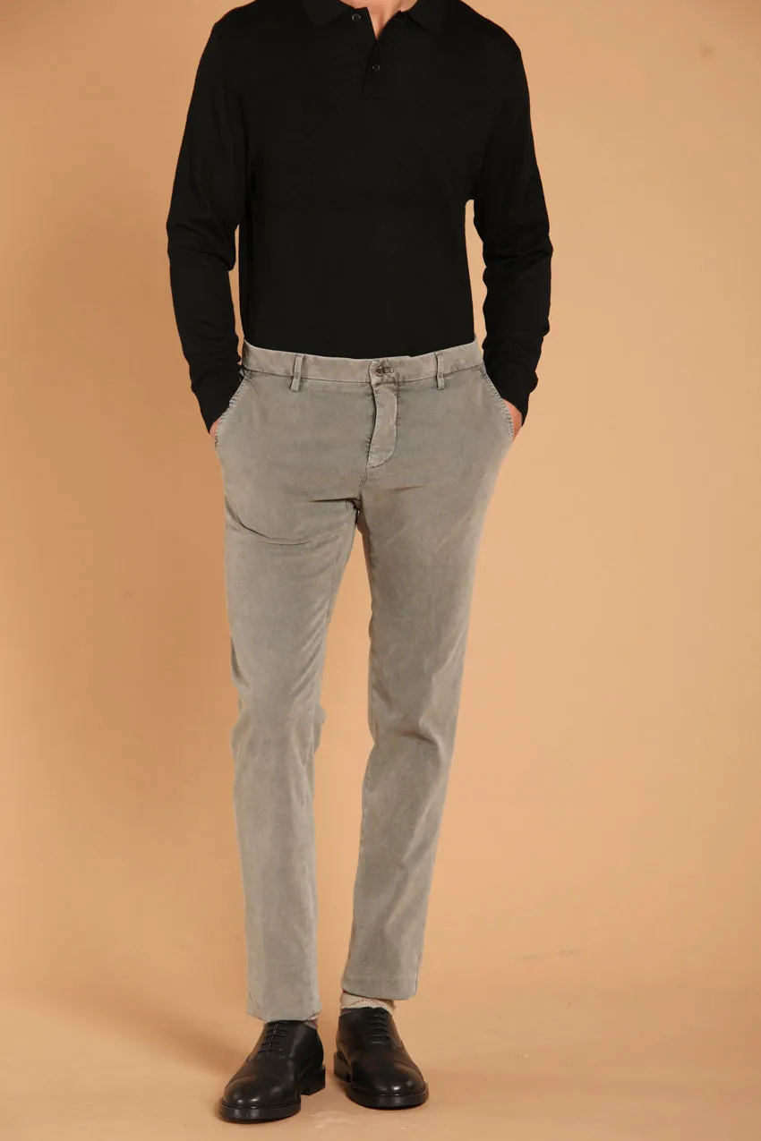 Milano Essential men's chino pants in stretch gabardine with special washing Extra Slim fit