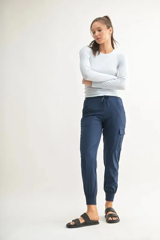 MONO B High-Waisted Capri Active Joggers With Pockets