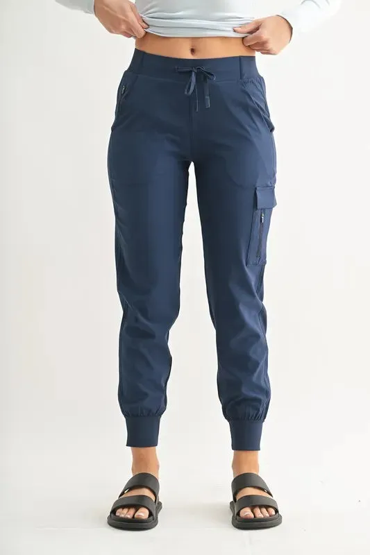MONO B High-Waisted Capri Active Joggers With Pockets
