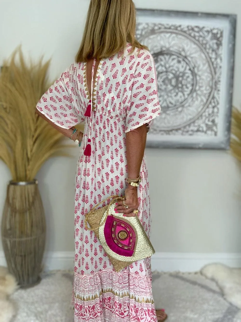 New ERTYM Sweet Pink Half Sleeve Maxi Dress Sz L, Nice Flowy lightweight fabric, great for summer! Sz L Retails 64 