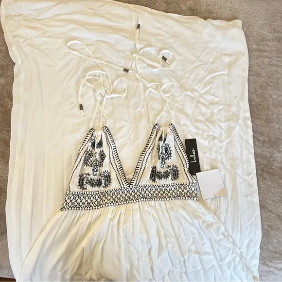 NWT Lulus Days of Sunlight Ivory Embroidered Maxi Dress. Size M