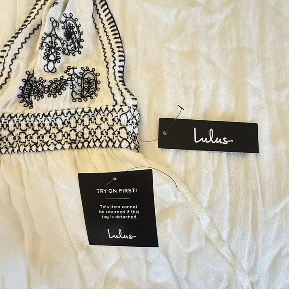 NWT Lulus Days of Sunlight Ivory Embroidered Maxi Dress. Size M