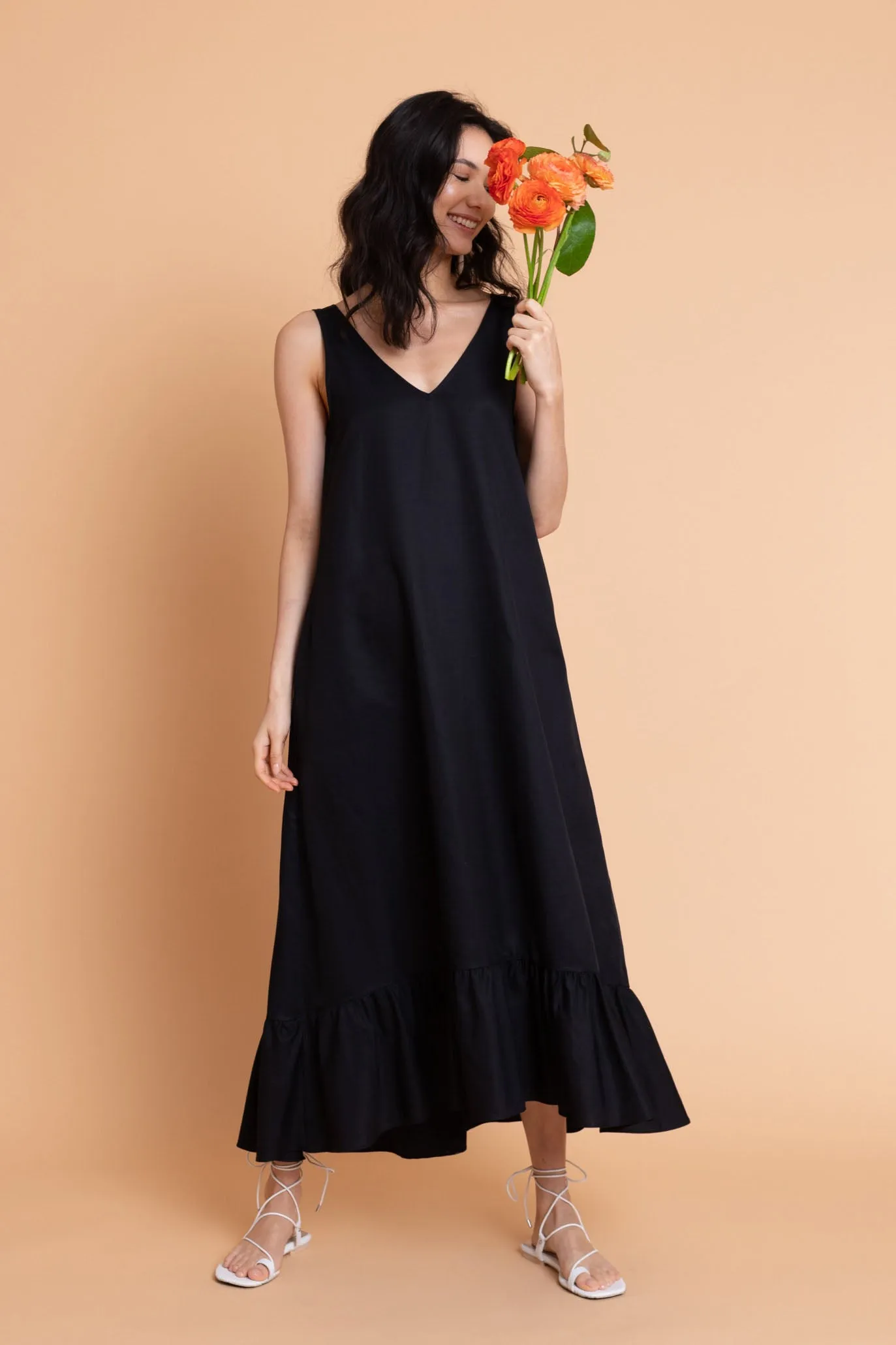 Pia Dress in Midnight Blue
