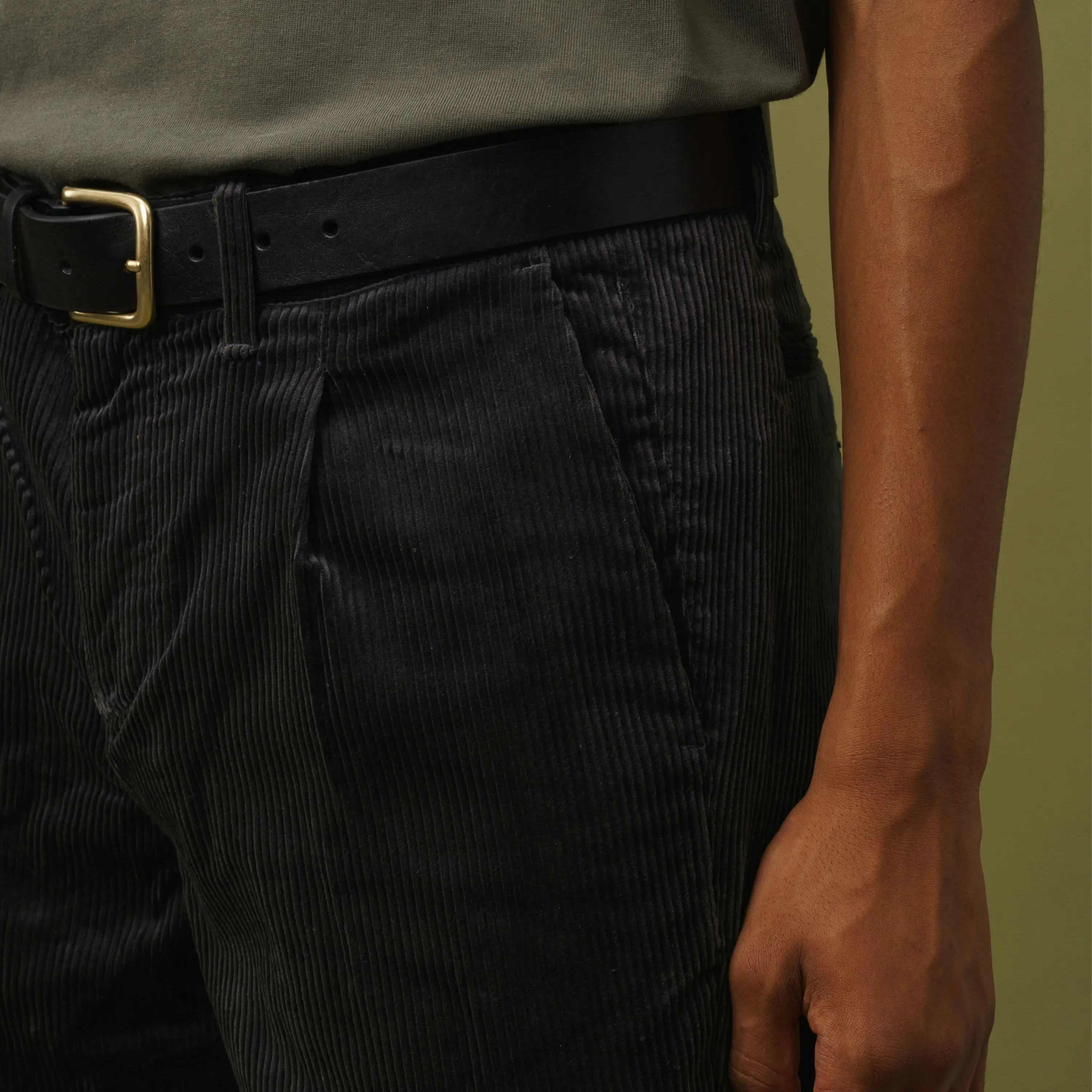 PLEATED CORDUROY TROUSERS
