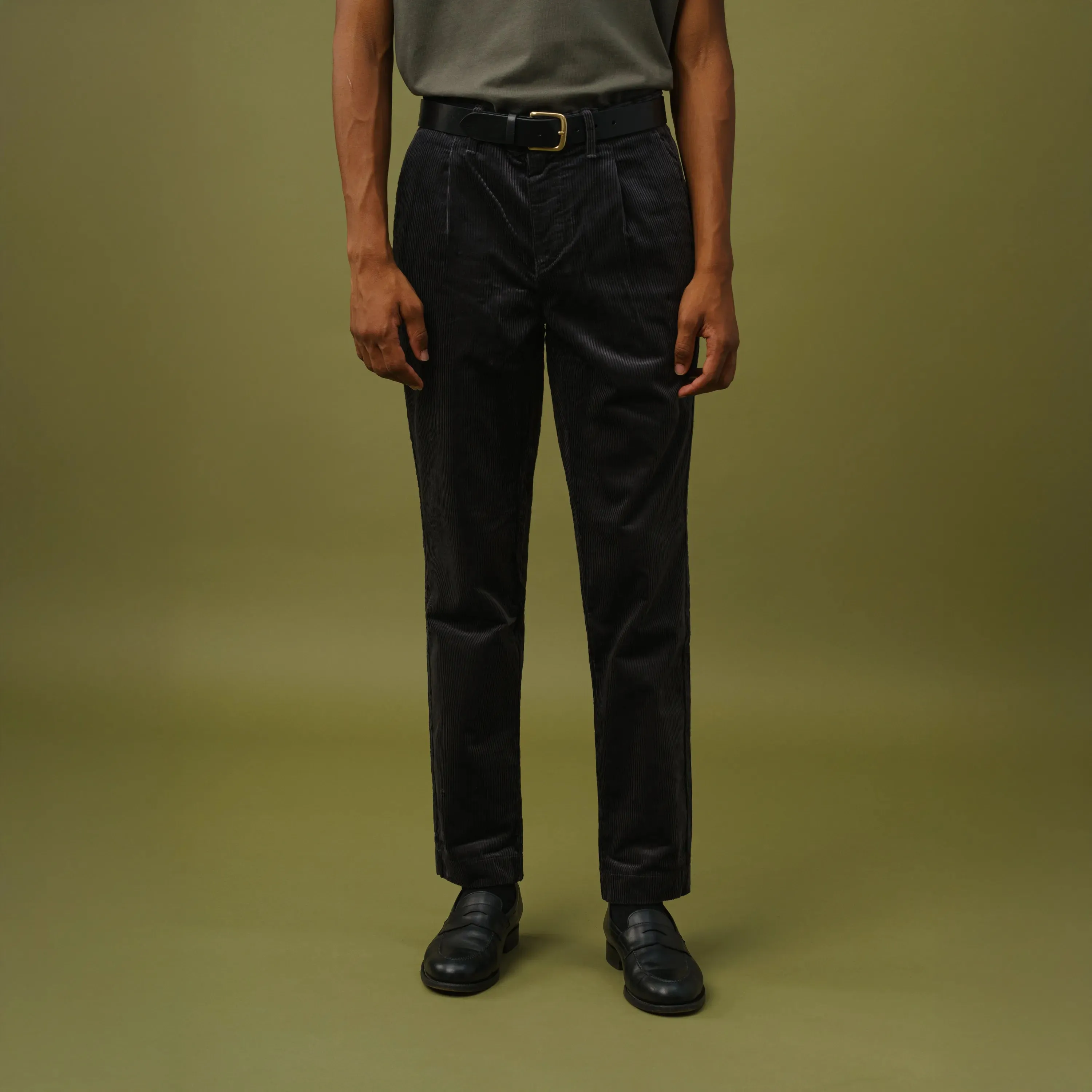PLEATED CORDUROY TROUSERS