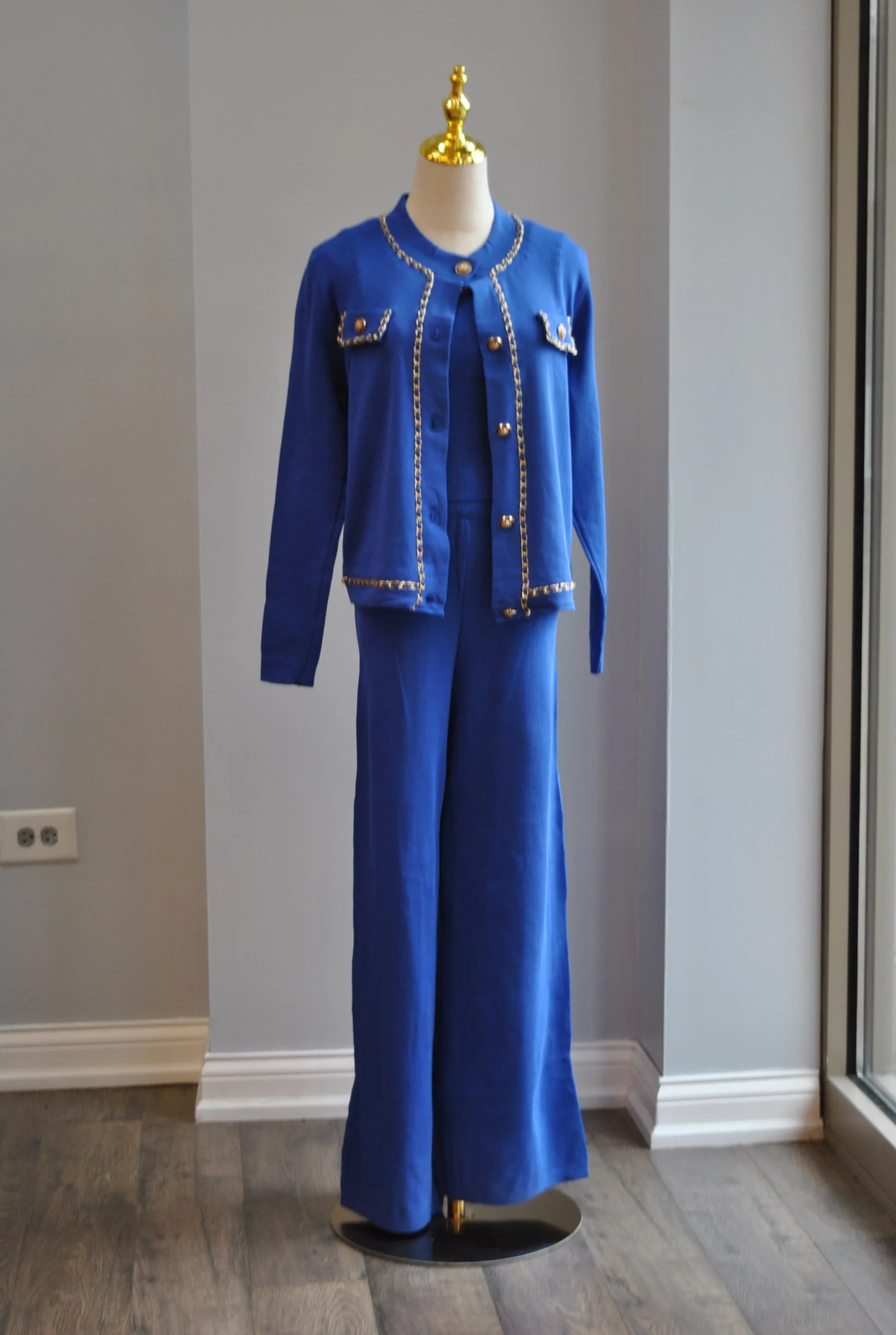 ROYAL BLUE 3 PIECES SWEATER SET