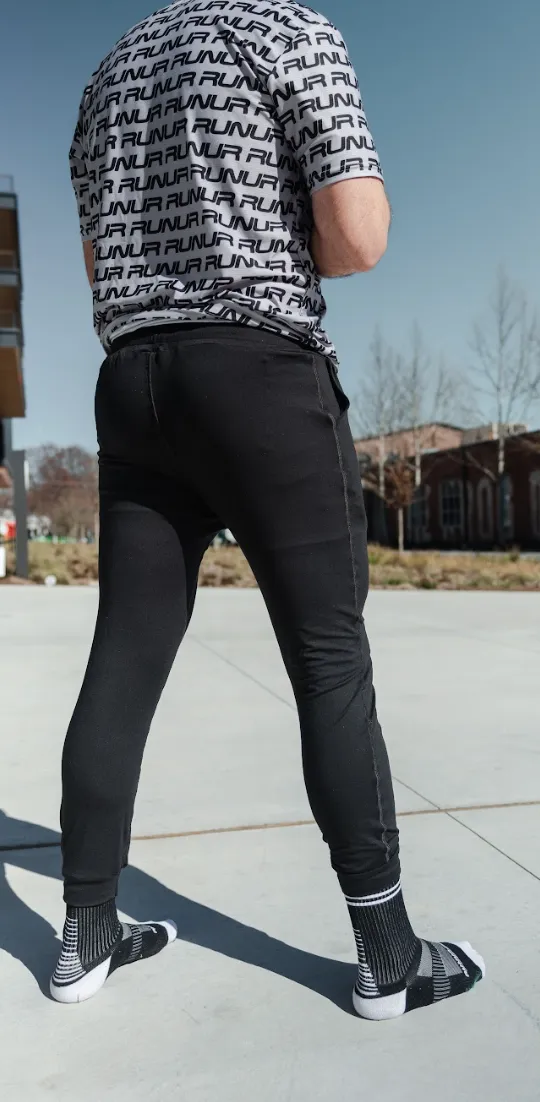 RUNACTIVE Joggers - Black