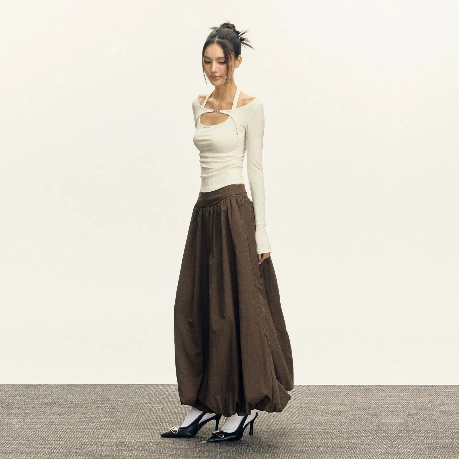 Side Pockets Flowy Maxi Skirt