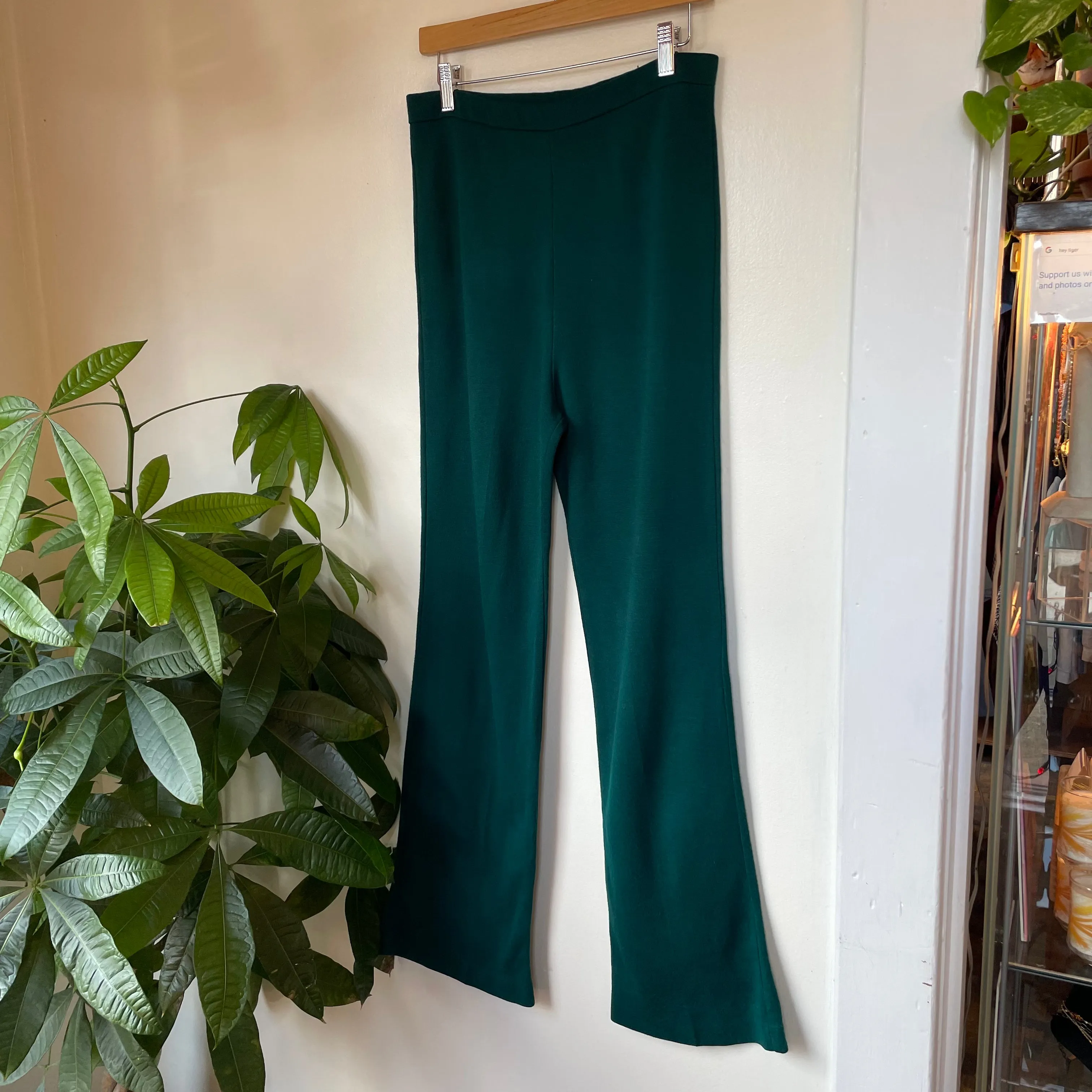vintage 70s Donnkenny green high waisted lounge slacks // size 11/12 (HT2344)