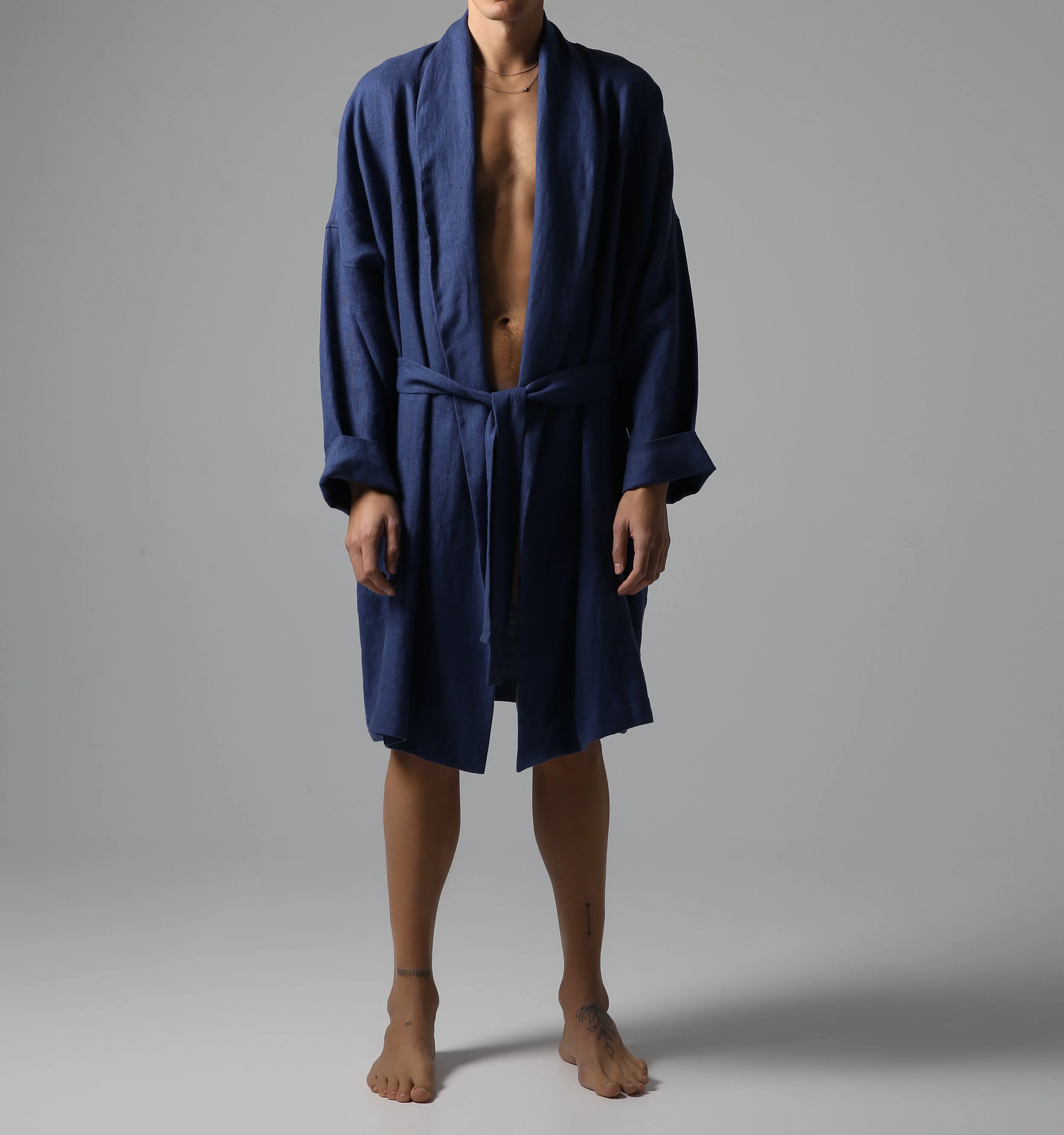 Visaltes Linen Robe