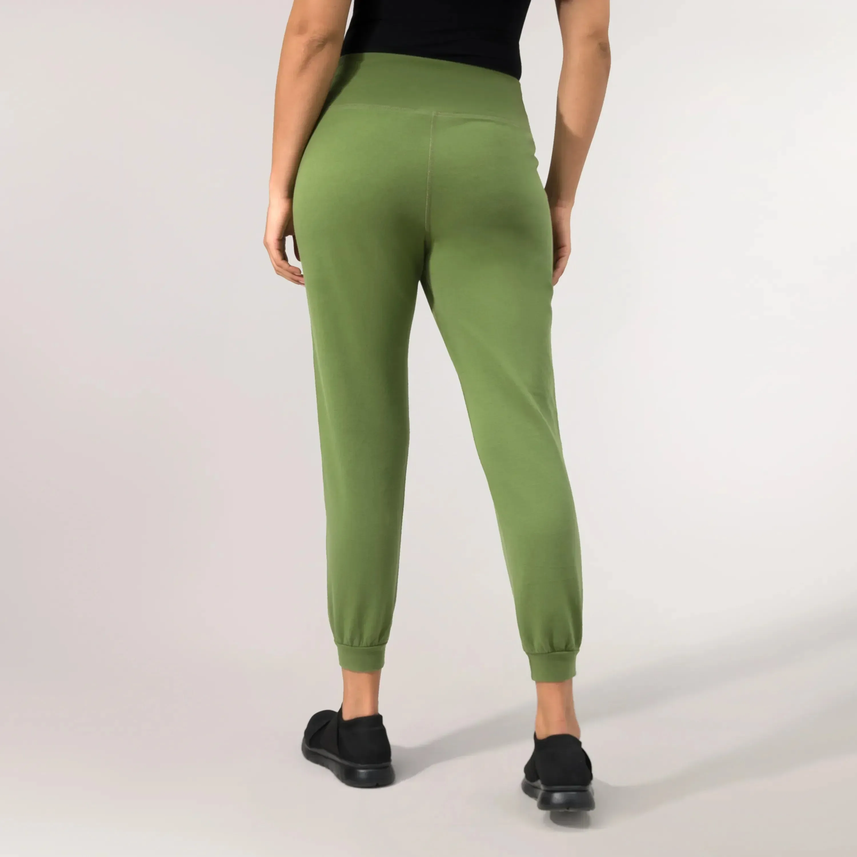 Walkabout Jogger - CORE DARK MUSK GREEN