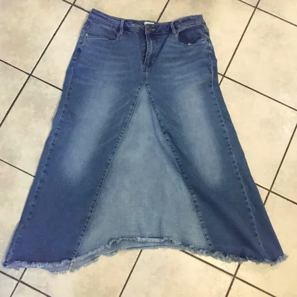 Wash lab “Selma” pieced 2 tone sky denim skirt